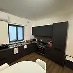 Modern In 4*