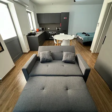 Modern In Guest house *