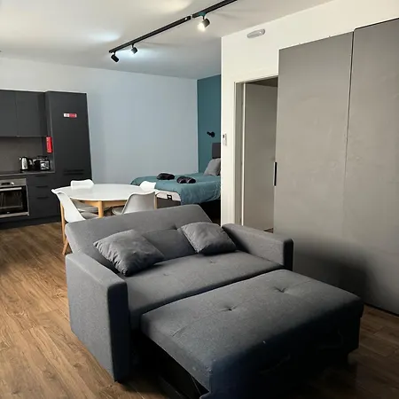 Modern In Виктория